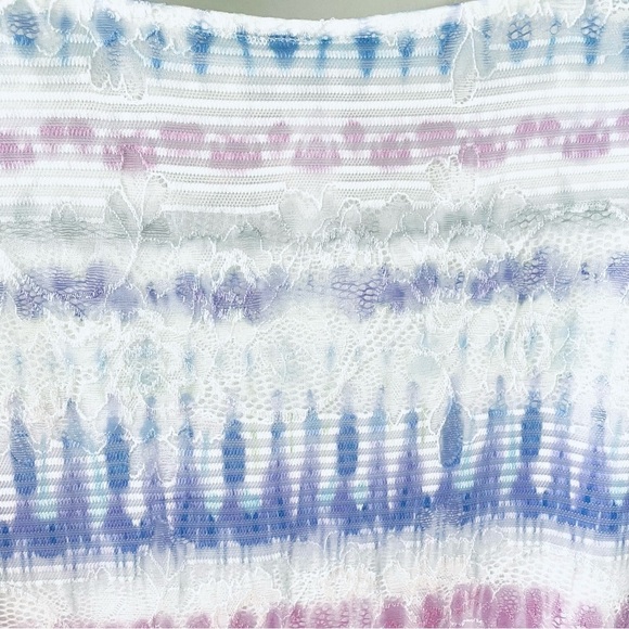 NWT Alfred Dunner "Isn't It Romantic" Ikat Biadere Crew Neck Top w/ Necklace -3X - Picture 8 of 12